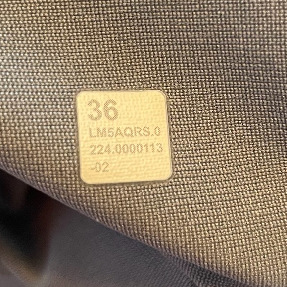 2024 Lululemon ABC Slim-Fit 5 Pocket Pant 30"L *Warpstreme
Asphalt Grey Size 36 - Picture 13 of 14